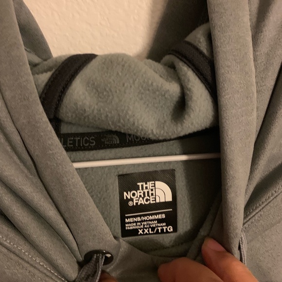 The North Face gray hoodie size XXL - Picture 3 of 8